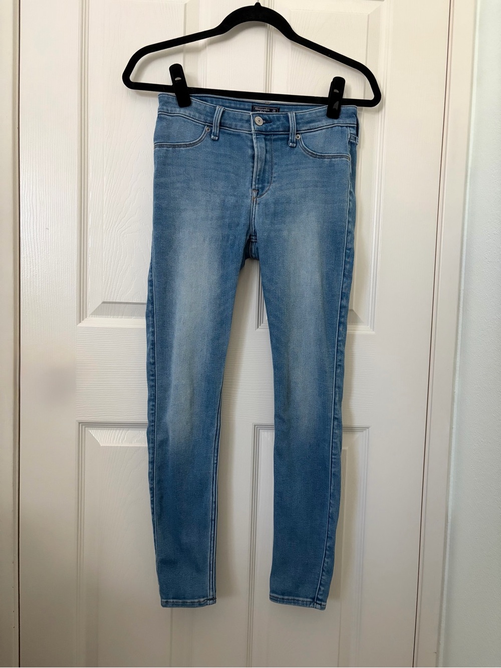 Abercrombie & Fitch Mid Rise Jean Legging Light Blue Skinny Jeans 25